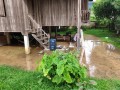 ลงพื้นที่สำรวจสถานการณ์น้ำท่วมบ้านเรือนของประชาชนบ้านน้ำโจ้ ... Image 13